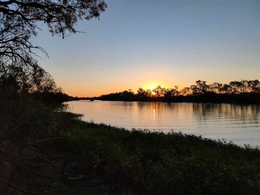 Outback Aussie Tours, Longreach, QLD