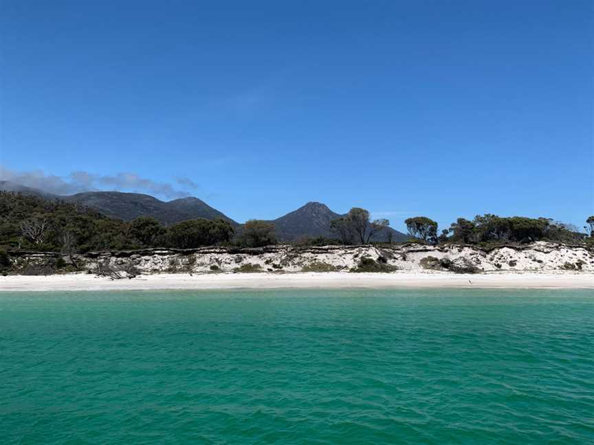 Wineglass Bay Cruises, Coles Bay, TAS