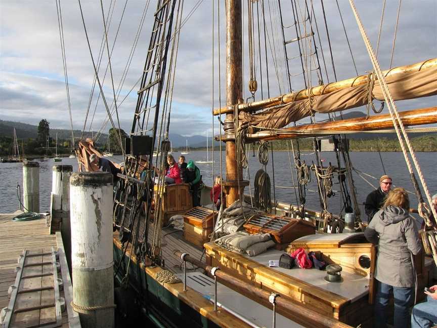 Yukon Tours, Franklin, TAS