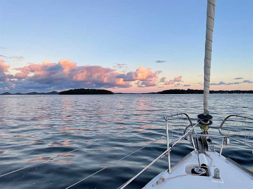 Blue Water Sailing, Corlette, NSW