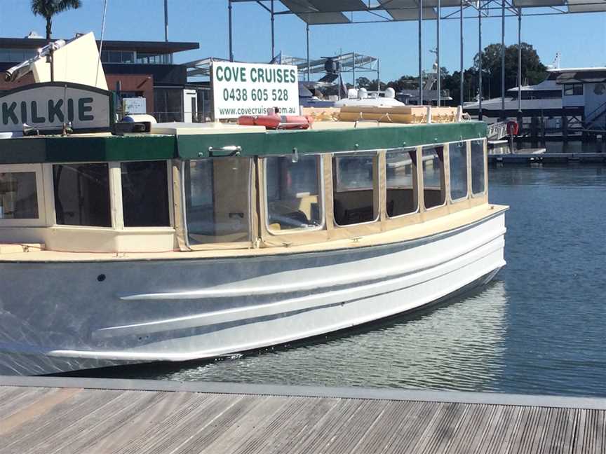 Cove Cruises, Hope Island, QLD