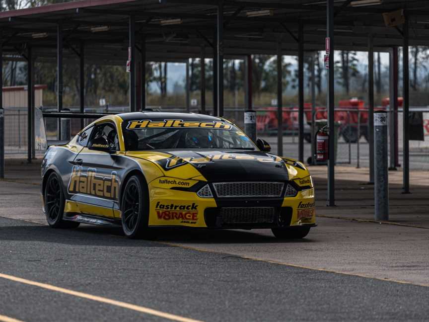 V8 Race Experience, Willowbank, QLD