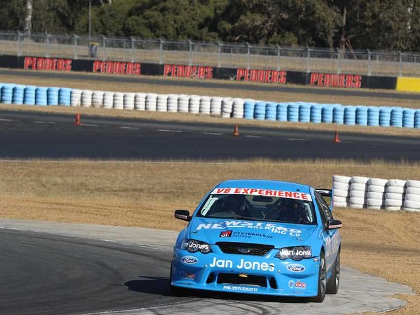 V8 Race Experience, Willowbank, QLD