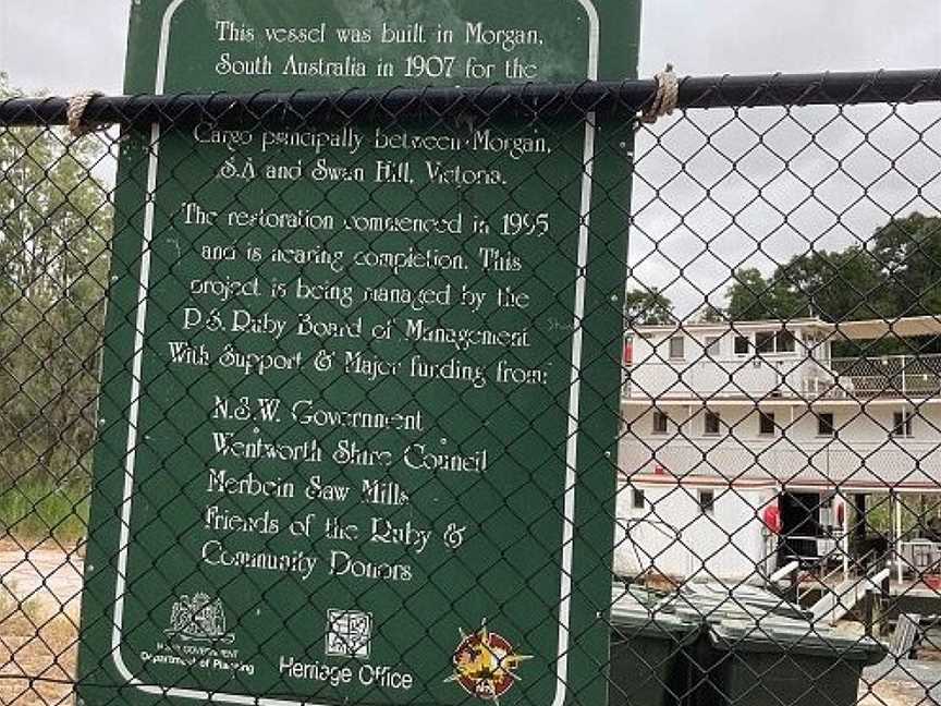 PS Ruby Heritage Paddle Steamer, Wentworth, NSW