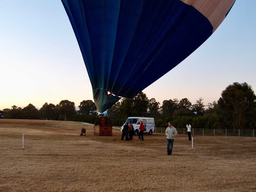 Fly Me to the Moon, Brisbane, QLD