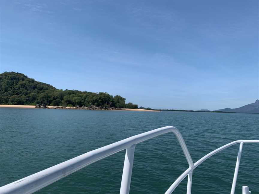 Great Barrier Reef Fishing and Island Tours, Flying Fish Point, QLD