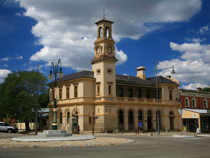 Beechworth Tours, Beechworth, VIC