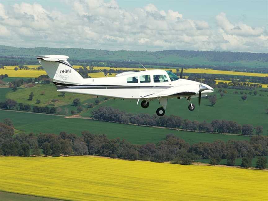 Fly Oz Scenic Flights, Cowra, NSW