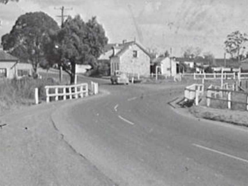 Fisher's Ghost Explorer Tour, Campbelltown, NSW