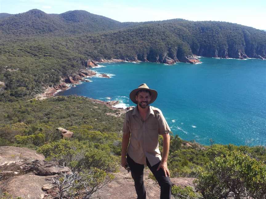 Freycinet & Wineglass Bay Pack-Free Walk - Life's an Adventure, Hobart, TAS