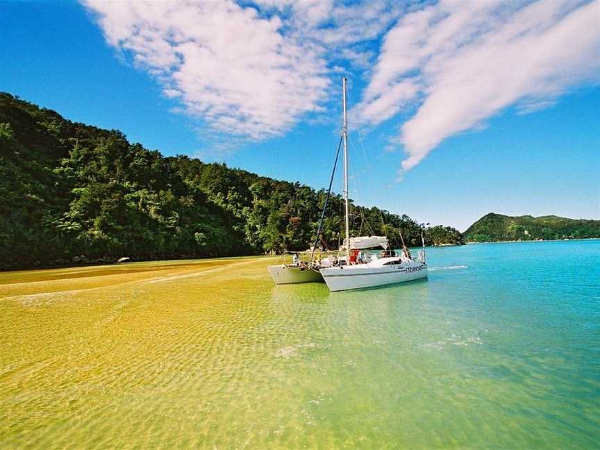 Abel Tasman Sailing Adventures, Kaiteriteri, New Zealand