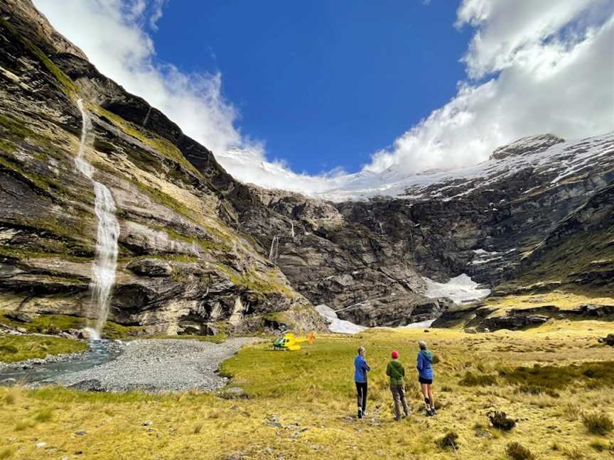 Adventures in Paradise, Albert Town, New Zealand