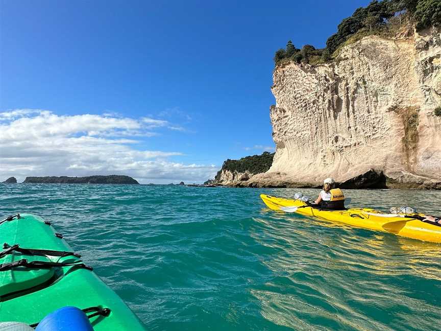 Cathedral Cove Kayak Tours, Hahei, New Zealand