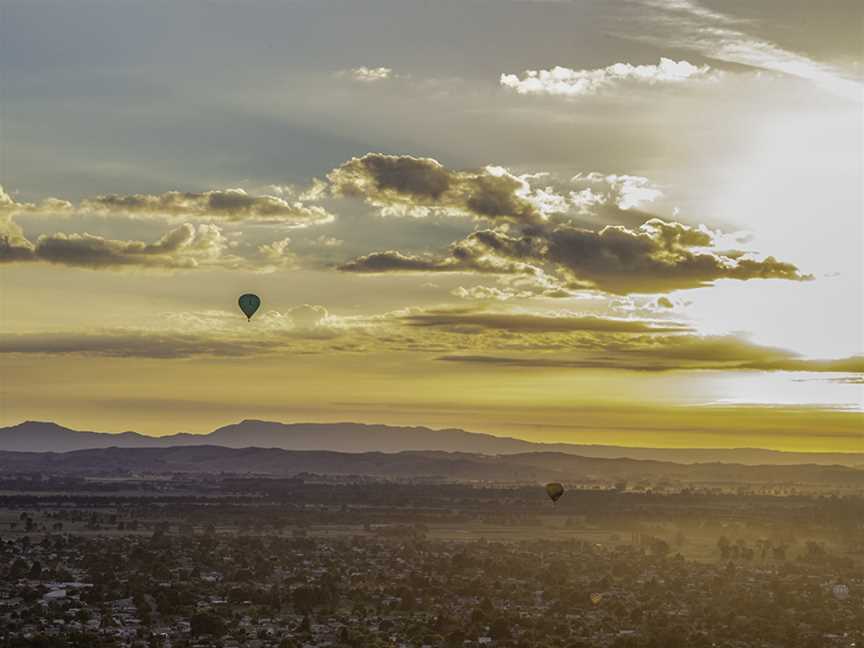 Kiwi Balloon Company, Hamilton Lake, New Zealand