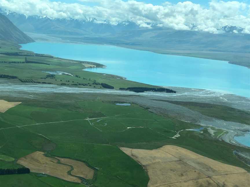 Luxury Touring Lake Tekapo , Lake Tekapo, New Zealand