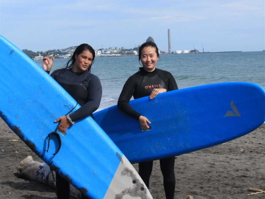 Quantum Flow surf coaching, Fitzroy, New Zealand