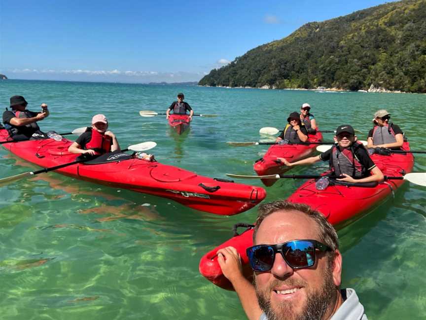 R&R Kayaks Abel Tasman, Elaine Bay, New Zealand