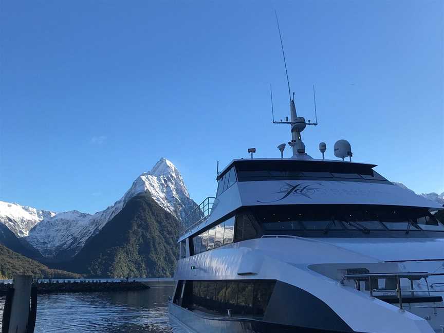 Fiordland Discovery, The Key, New Zealand