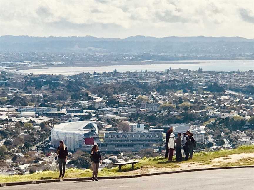 Toru Tours, Auckland Central, New Zealand