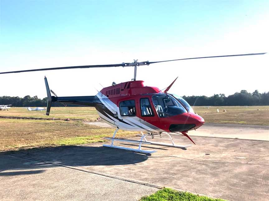 Bell 206 Jet Ranger, 4 seats plus the pilot, turbine engine. Helicopter of choice