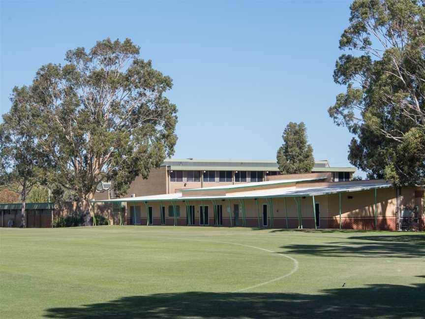 Queens Park100519gnangarra120