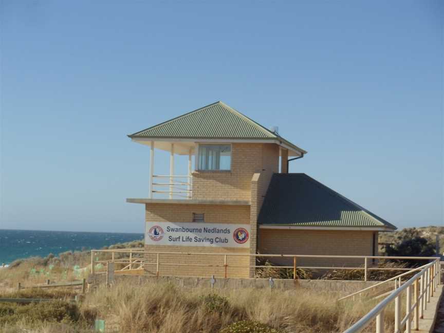 Swanbourne Nedlands Surf Life Saving Club building..JPG