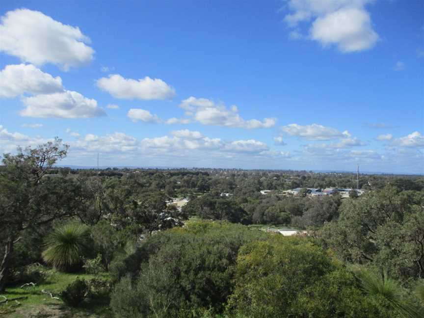 Chalk Hill Lookout, Medina, August 2019 04.jpg