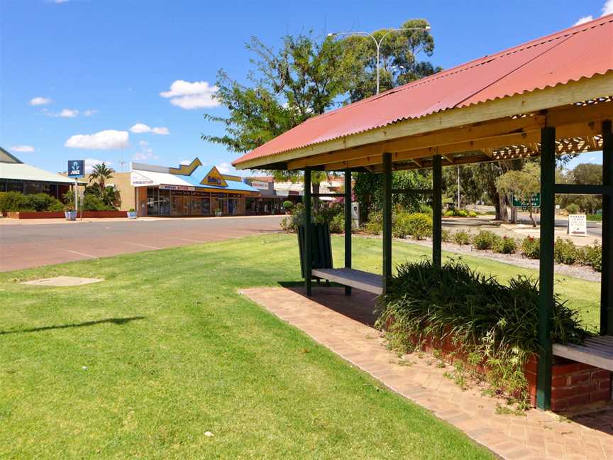 Fenton Place, Wongan Hills, 2016 (03).JPG