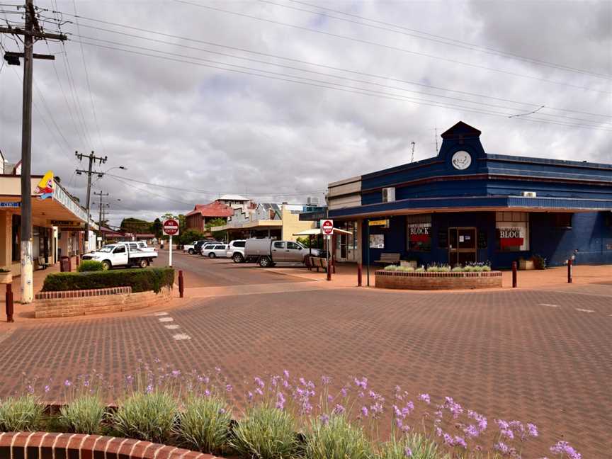 Campbell Street, Corrigin, 2018 (06).jpg