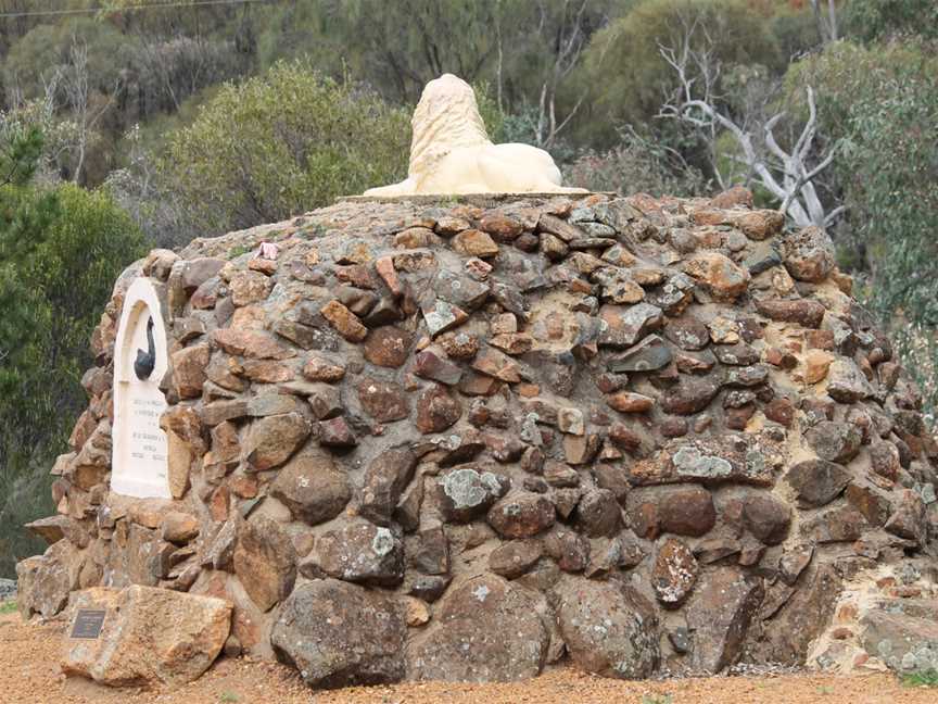 Clackline1929 Lionsculpture