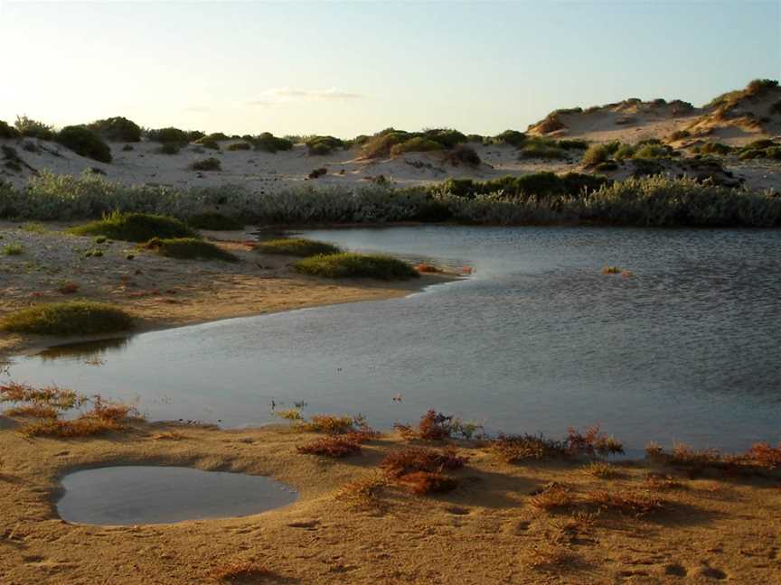 Exmouth caperange landscapee.jpg