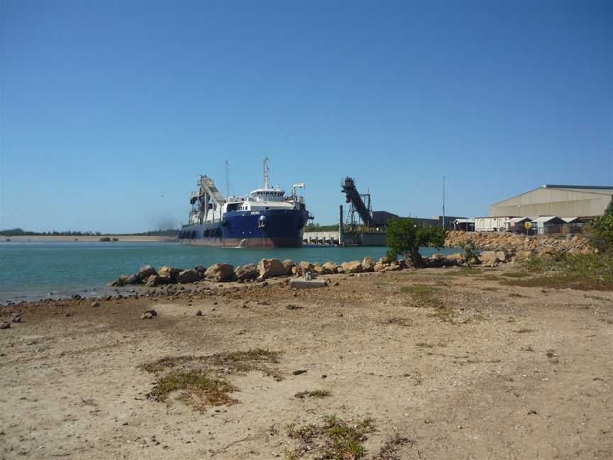 MV Aburri at the Bing Bong Loading Facility.jpg