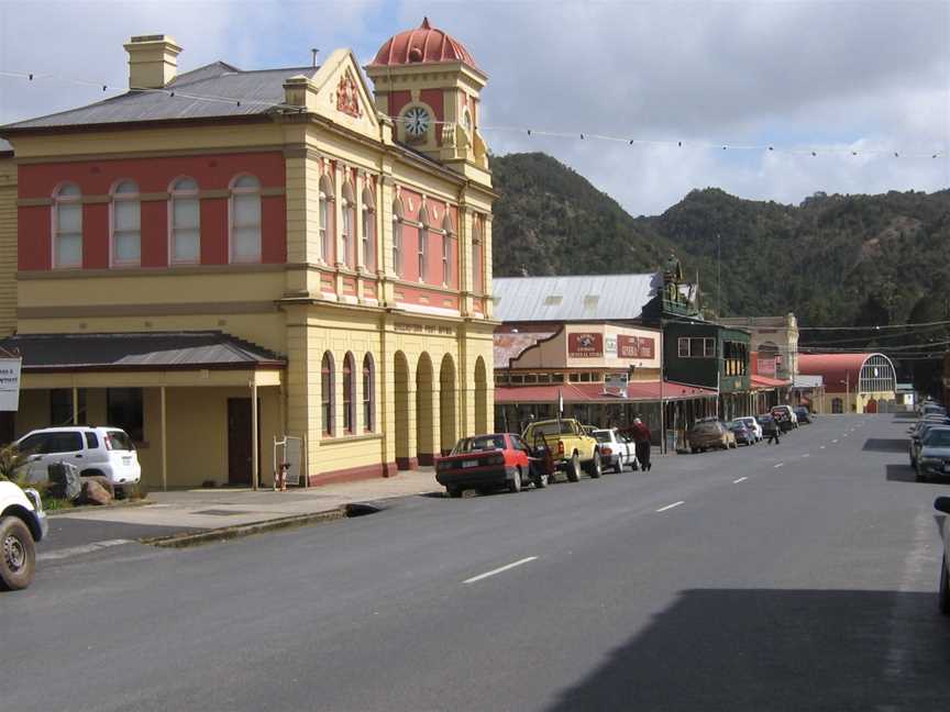 Orr Street, Queenstown.jpg