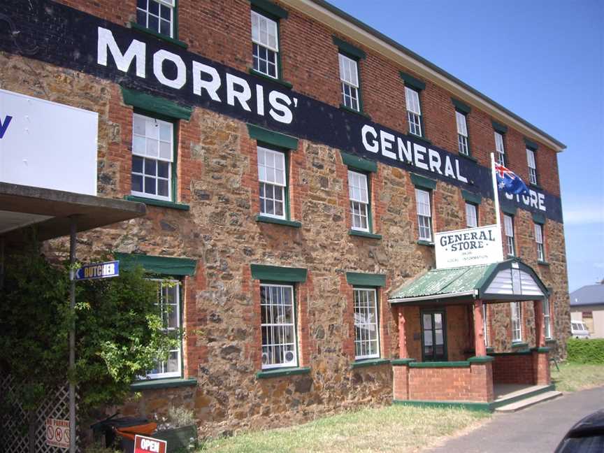 Swansea,MorrisGeneralStore.JPG