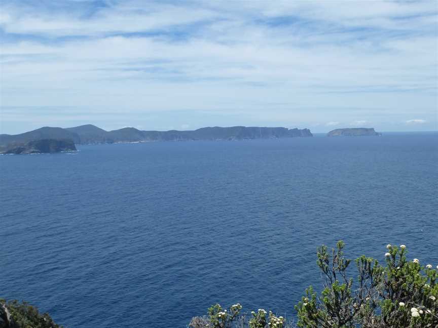 Tasman Islandand Tasman Peninsulafrom Cape Raoul