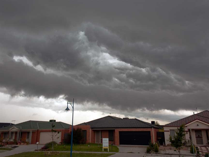 Summer storm in Narre Warren.jpg