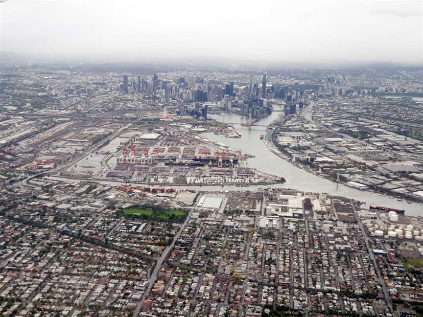 Melb aerial 2020 - Yarraville and port.jpg