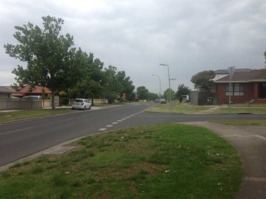 Paringa Boulevard, Meadow Heights.jpg