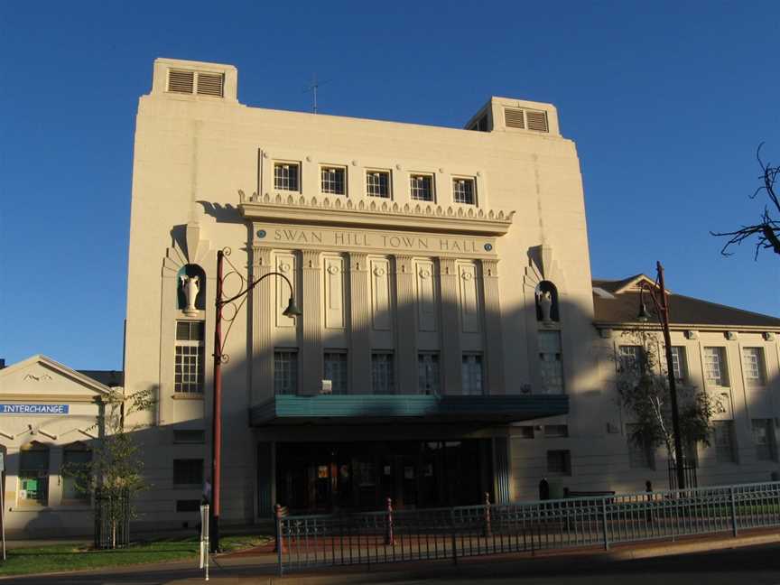 Swan Hill Town Hall