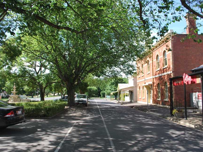 RomseyMainStreet.JPG