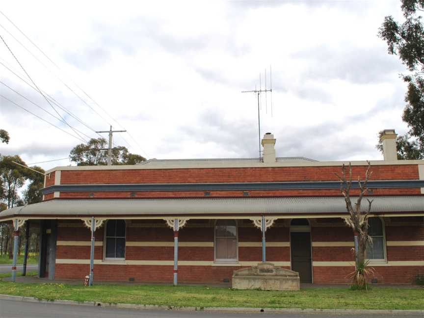 EpsomTurfClubHotel.JPG