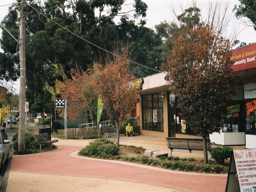 Monbulk shopping with trees (27251401352).jpg