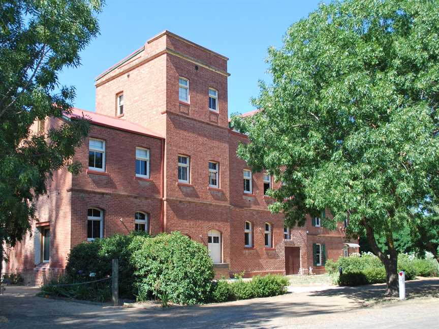 Euroa Building