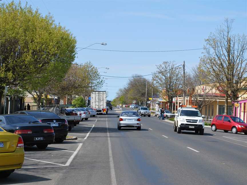 Ballan Inglis St 001.JPG