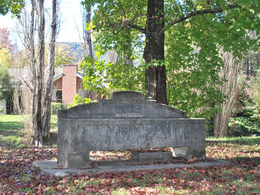 Bright Bills Horse Trough