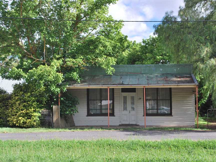 Darraweit Guim General Store