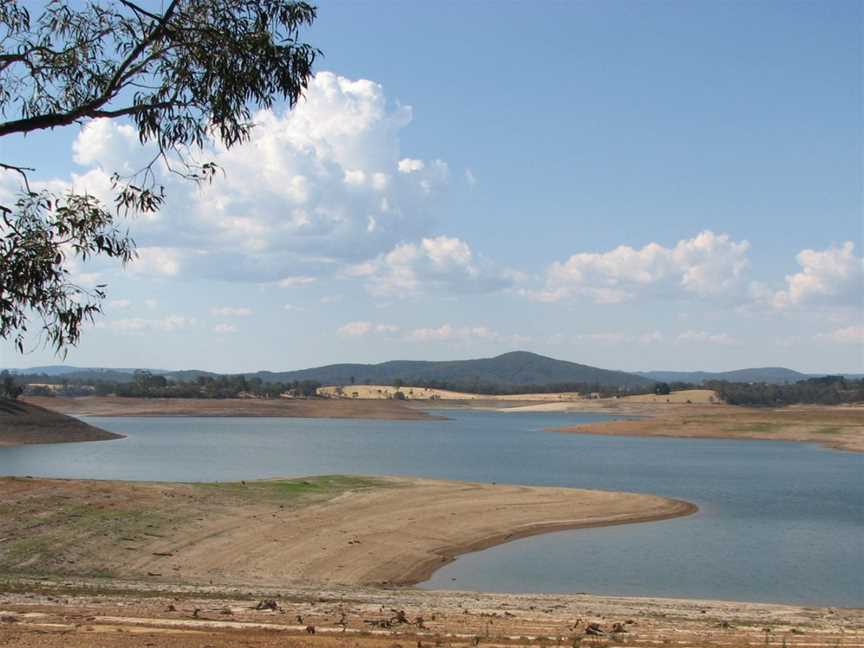 Sugarloaf Reservoir.jpg