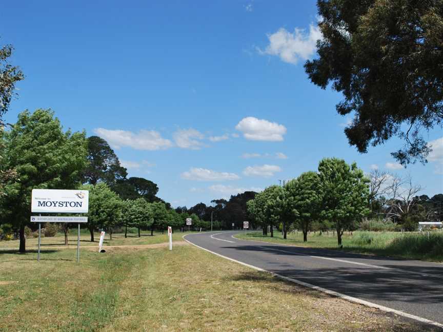 Entering Moyston.JPG