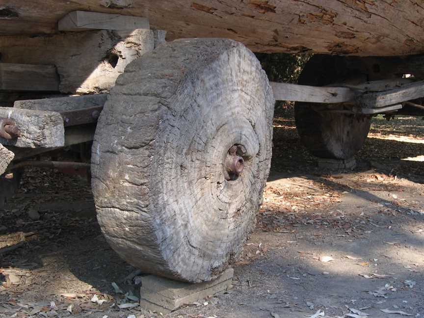 Log Wagon Harrietville Vic