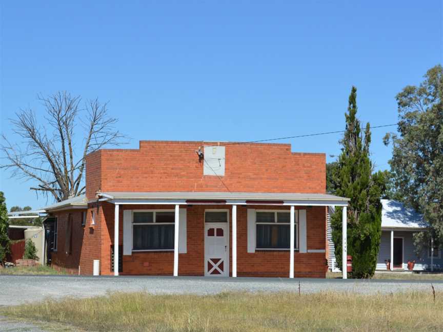 Koyuga Building 001.JPG